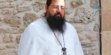 Alldaynews.gr Συγκλονίζει ο π. Βησσαρίωνας: Το γράμμα του στην αδικοχαμένη κόρη του Γωγώ-Ραγίζουν καρδιές τα λόγια του