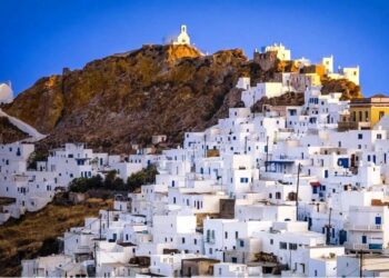 Alldaynews.gr Σέριφος: Εντοπίστηκαν οι δύο άνδρες που κατηγορούνται ότι βίασαν 23χρονη