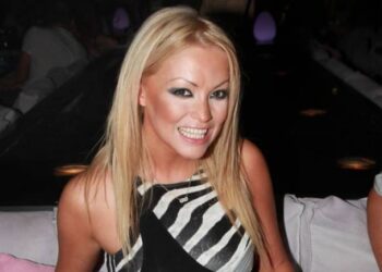 Άξια Ανδρεαδάκη: Το άγνωστο οικογενειακό δράμα της εστεμμένης -«Θέλω να λυτρωθώ για όσα με βασανίζουν, με πνίγουν …