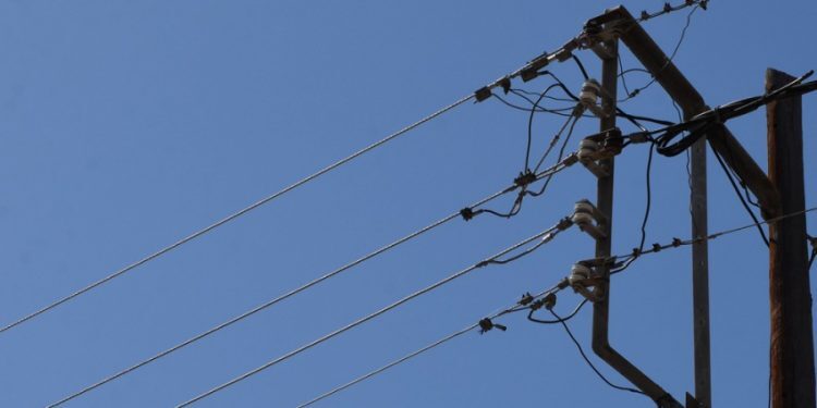 Alldaynews.gr Θρίλερ με τον 22χρονο πατέρα που βρέθηκε κρεμασμένος σε κολώνα της ΔΕΗ-Ποιος τον απειλούσε