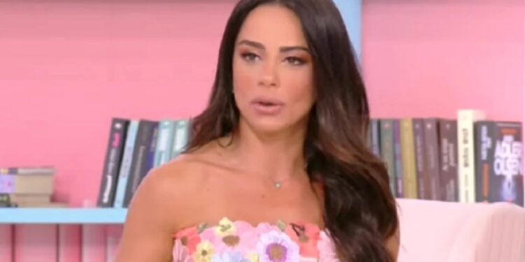 Alldaynews.gr Μαρία Αντωνά: «Δεν μετακόμισα γιατί δεν βρήκα πισίνα στο μέγεθος που ήθελα»