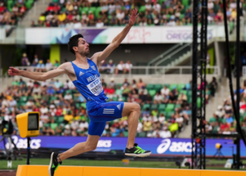 Χρυσό και πάλι για τον μυθικό Τεντόγλου στο Ευρωπαϊκό Πρωτάθλημα (video)