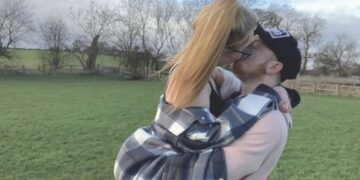 Κάνουν σ.. 9 φορές τη μέρα και βγάζουν 6.000 ευρώ το μήνα