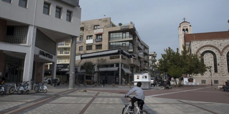 Alldaynews.gr Σοκ στη Θεσσαλονίκη: Ανήλικοι επιτέθηκαν χωρίς λόγο σε περαστικό και τον έστειλαν στο νοσοκομείο!