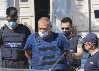 Στρατής Μυρογιάννης: Ποιος είναι ο βιαστής της 14χρονης; Ο γάμος με παίκτρια του βόλεϊ και οι γιοι του