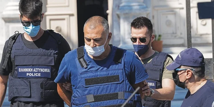 Στρατής Μυρογιάννης: Ποιος είναι ο βιαστής της 14χρονης; Ο γάμος με παίκτρια του βόλεϊ και οι γιοι του