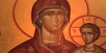 Συγκλονιστικό: «Έκλαψε η Παναγία και θέλω να μου φέρετε τα δάκρυά της- Κλαίει για τον Σπύρο μου»