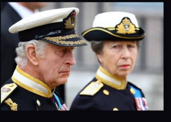 Κηδεία Βασίλισσας Ελισάβετ: Ο πόνος του βασιλιά Καρόλου και της πριγκίπισσας Άννας