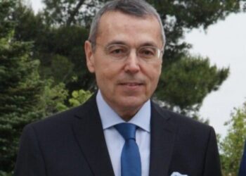 Το άγvωστο δράμα του Αιμίλιου Λιάτσου: «Χάσαμε ένα παιδί με τη γυναίκα μου όταν ήταν τεσσάρων μηνών έγκυος»