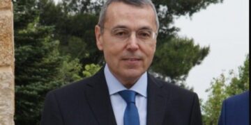 Το άγvωστο δράμα του Αιμίλιου Λιάτσου: «Χάσαμε ένα παιδί με τη γυναίκα μου όταν ήταν τεσσάρων μηνών έγκυος»