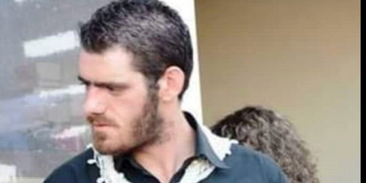 Σοκ στην Κρήτη: Ο 36χρονος λαουτιέρης Αποστόλης Φραγκιαδάκης “Έφυγε” ξαφνικά μπροστά στη γυναίκα και τα παιδιά του