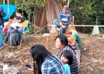 Σεισμός 7,6 ρίχτερ στην Παπούα: Τουλάχιστον ένας νεκρός – Θάφτηκε ζωντανός όταν «άνοιξε η γη»