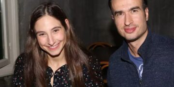 Φωτεινή Αθερίδου – Κωνσταντίνος Μαγκλάρας: Φωτογραφίες απο τον γάμο τους[video]