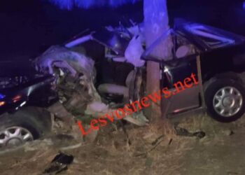 Νέα Τραγωδία: Νεκρός 43χρονος-Καρφώθηκε σε δέντρο με το αυτοκίνητό του