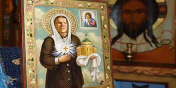 Alldaynews.gr «Μαμά, πέταξε έξω αυτό πού έχεις στην τσέπη σου, μη με βασανίζεις»