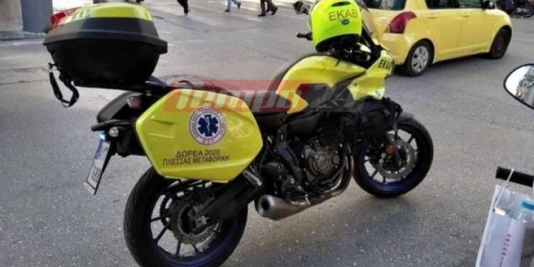 Σκηνές απείρου κάλλους λόγω χωρισμού: 24χρονος χτυπιόταν στον δρόμο γιατί τον άφησε η φίλη του