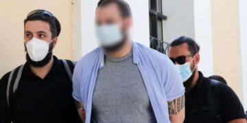 Alldaynews.gr «Ο πρίγκιπας της Σαουδικής Αραβίας του έδινε 5.000 για κάθε ραντεβού»: Οι ισχυρισμοί του παίκτη ριάλιτι για το πώς είχε 1,5 εκατ. ευρώ
