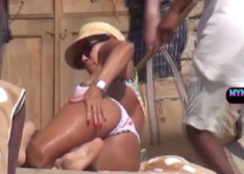 Έλλη Κοκκίνου: Βάζει λάδι και κάνει βουτιές στη Μύκονο