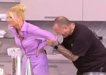 Φαίη Σκορδά: Η επική στιγμή στην εκπομπή της – «Ξεκινάει από καύλ…»