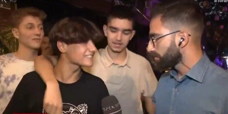 Alldaynews.gr Ξενύχτης φοιτητής στην κάμερα: «Εμείς η γενιά του 2004 είμαστε καταπονημένοι, ζούμε άλλο…» (video)