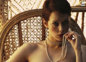 «Έχω εύθραυστη αυτοπεποίθηση»: Η τραγική ζωή της «Εμμανουέλα»