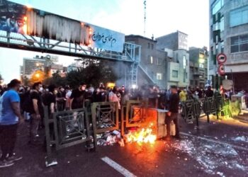 Alldaynews.gr Ιράν: Τουλάχιστον 32 οι νεκροί από την κοινωνική εξέγερση που πυροδότησε ο θάνατος της Αμινί