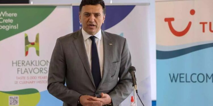 Alldaynews.gr Ξέσπασε ο Βασίλης Κικίλιας για τις δηλώσεις του Μητροπολίτη Χρυσόστομου για τον βιασμό – «Είναι ντροπή»