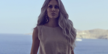 Alldaynews.gr Ο βουλευτής της ΝΔ που παντρεύτηκε την εντυπωσιακή Χριστίνα Κορκίδη (φωτο)