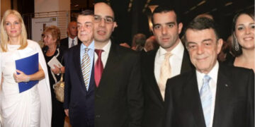 Alldaynews.gr Κληρονομιά 2 δις, ακίνητα, media: Έτσι μοιράστηκε η περιουσία του Μίνωα Κυριακού- Τι πήραν τα 3 παιδιά & η Μαρί