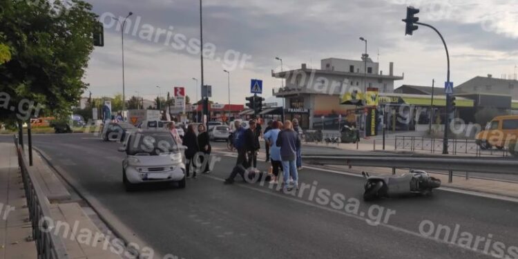 Alldaynews.gr Τροχαίο στη Λάρισα: 40χρονος εκσφενδονίστηκε μετά από σύγκρουση με διερχόμενο ΙΧ (φωτο)