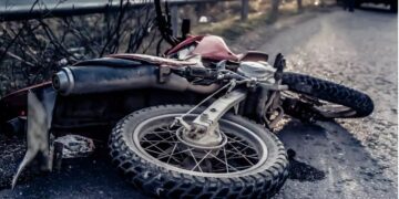 Alldaynews.gr Σκοτώθηκε με τη μηχανή που είχε μια ζωή – Τελευταίο αντίο με μια σειρά από αναπάντητα «γιατί»