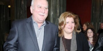 Alldaynews.gr Κατέρρευσε ο Γιώργος Παπαδάκης: «Δεν αισθάνθηκα ποτέ ντροπή για την αδερφή μου…»