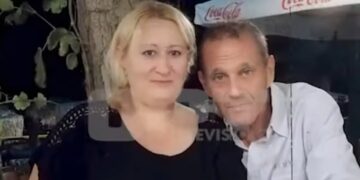 Alldaynews.gr Μαζί στη ζωή, μαζί και στον θάνατο: Η συγκλονιστική ιστορία του ζευγαριού που σκοτώθηκε στο τροχαίο της εθνικής – Άφησαν πίσω 3 ανήλικα