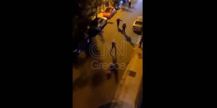 Alldaynews.gr Έγκλημα στα Πετράλωνα: Ταυτοποιήθηκε το θύμα – Ήταν ο δράστης της επίθεσης στην πλατεία Βάθη