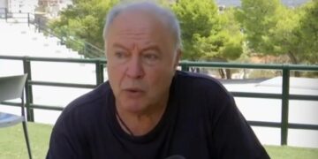 Alldaynews.gr Πετρόχειλος: «Δεν έχω πρόβλημα με τους ομοφυλόφιλους, με ενοχλούν οι π@&@#@@@ες» (video)