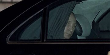 Alldaynews.gr «Δολοφονική επίθεση κατά του Βλαντίμιρ Πούτιν – Χτυπήθηκε η λιμουζίνα του, εξαφανίστηκαν οι σωματοφύλακές του»