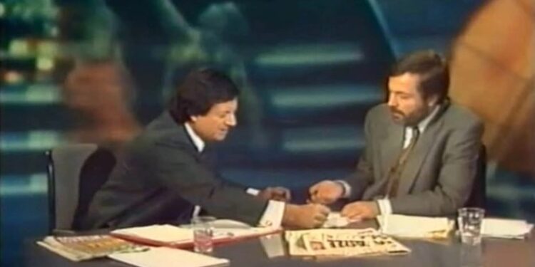 Το μυθικό video με τον Σαλιαρέλη να διαγράφει τα χρέη του είναι το viral του μήνα και ίσως όλης της χρονιάς που έρχεται (video)