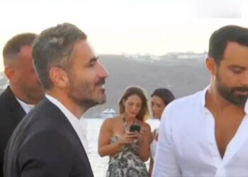 Ο Σάκης Τανιμανίδης για την πρόσκληση και τη συνάντηση με τον Γιώργο Μαυρίδη στη βάφτιση (video)