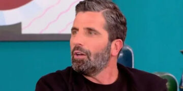 Alldaynews.gr Δύσκολες ώρες για τον Θανάση Βισκαδουράκη-Σε κατάσταση Σοκ ο ηθοποιός