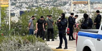 Alldaynews.gr «Τον έδεσαν σε δέντρο στη φοιτητική εστία» – Γονείς περιγράφουν την απαγωγή του γιου τους μέσα στην Πολυτεχνειούπολη