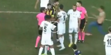 Σοκαριστικές εικόνες στην Τουρκία: Οπαδός κλώτσησε παίκτη της Μπεσίκτας! (video)