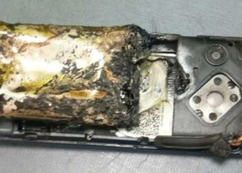 Τραγωδία: Έκρηξη smartphone σκότωσε 8 μηνών μωρό