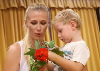 Η Ρούξι για Νικολαΐδη: «Ο Φίλιππος έμαθε πριν από λίγο για τον χαμό του πατέρα του»