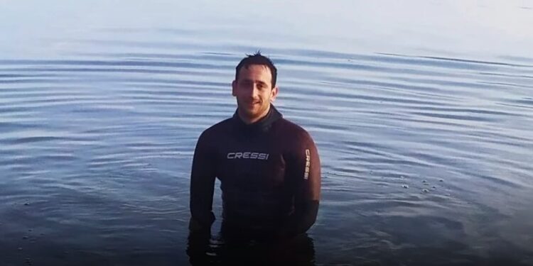 Alldaynews.gr Σπαραγμός για τον 25χρονο Γιάννη-Τον ”Κατάπιε” η θάλασσα ενώ έκανε ψαροντούφεκο