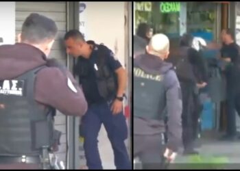 «Ντου» της ΕΛ.ΑΣ σε κατάστημα που είχαν εγκλωβιστεί ληστές: «Όλοι κάτω» και όπλα (video)