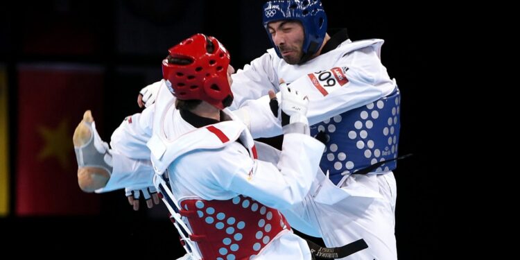 «Έσπασε μαμά»: Η κραυγή του Αλέξανδρου Νικολαΐδη που έκανε τους Έλληνες να κλάψουν (video)