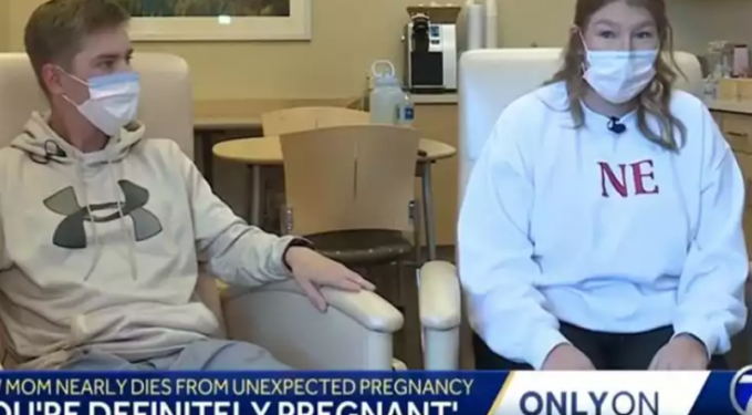 Alldaynews.gr Μωρό σε 15 λεπτά: Της είπαν «είσαι έγκυος» και γέννησε 48 ώρες μετά (φωτο, video)