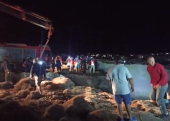 Δήμαρχος Κυθήρων για ναυάγιο: Μπροστά μου πέθαναν πέντε άτομα – Τα κύματα τους κοπανούσαν σαν χταπόδια