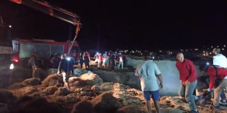 Alldaynews.gr Δήμαρχος Κυθήρων για ναυάγιο: Μπροστά μου πέθαναν πέντε άτομα – Τα κύματα τους κοπανούσαν σαν χταπόδια