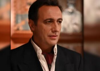 Βαγγέλης Αλεξανδρής: «Θάψαμε τον πλακούντα του παιδιού στον κήπο μας και φυτέψαμε μια ροδιά»